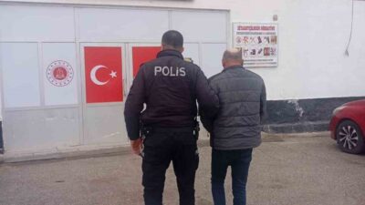 Kırşehir’de aile içi şiddet ihbarı üzerine olay yerine giden polis