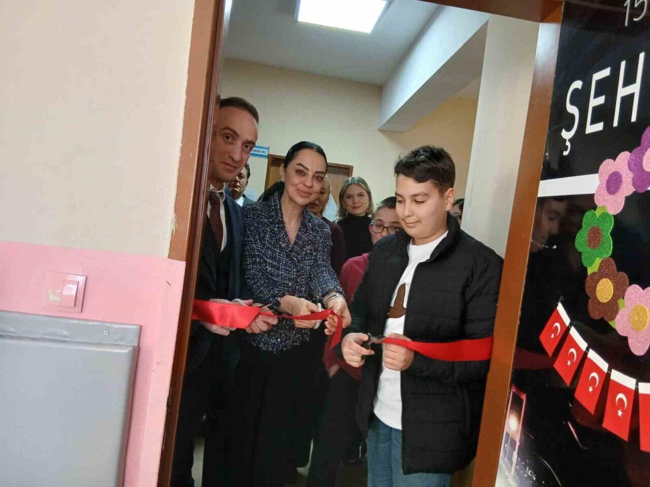 Posof Kaymakamlığı himayelerinde, İyiliğe Uçanlar Derneği tarafından Halitpaşa Yatılı Bölge