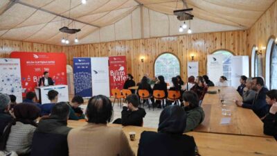 Düzce Üniversitesi İlahiyat Fakültesi Öğretim Üyesi Prof. Dr. Hamza Aktaş,