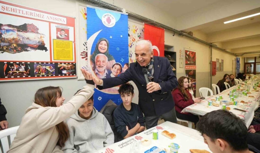 Ümraniye Belediyesi, Ramazan ayının manevi atmosferini ilçenin her köşesine taşımaya