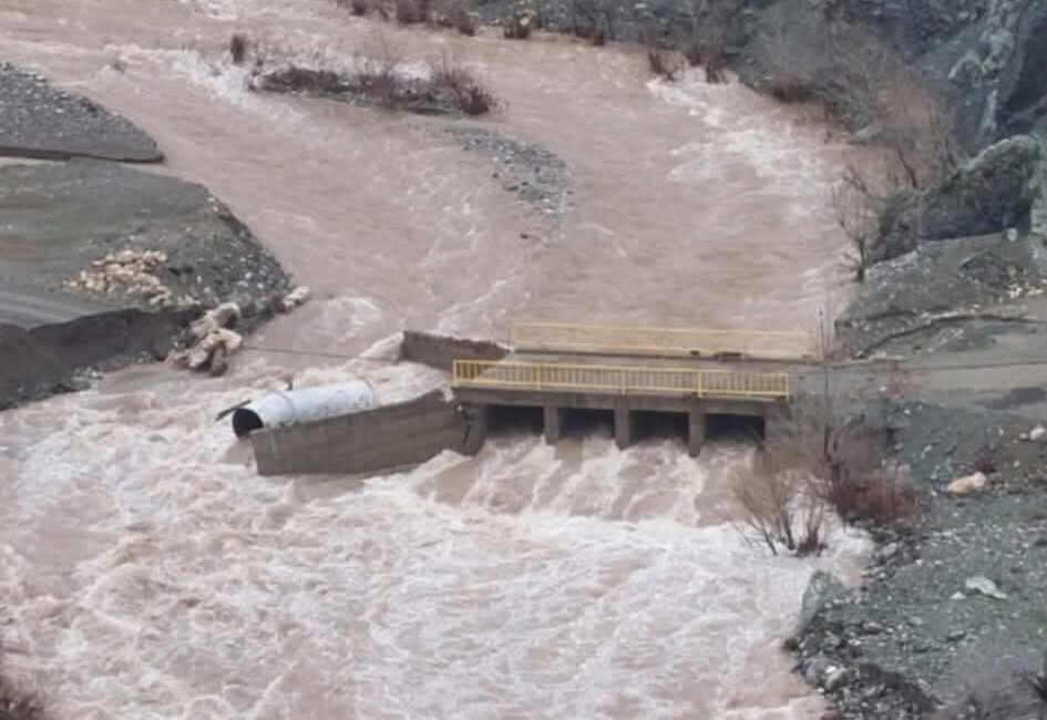 Adıyaman’ın Sincik ilçesinde etkili olan kuvvetli sağanak yağış, günlük yaşamı