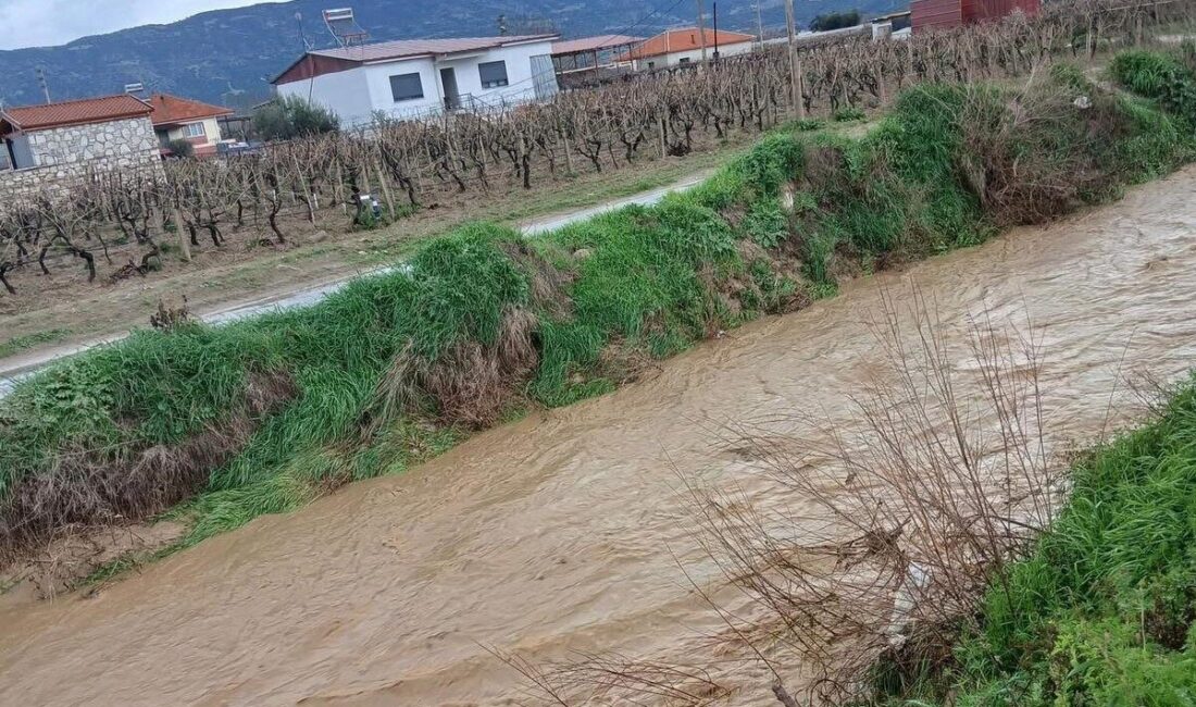 Manisa’nın Sarıgöl ilçesi ve çevresinde etkili olan sağanak yağışlar, uzun