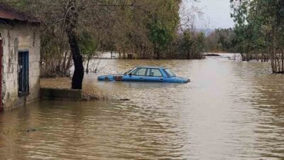 Osmaniye’de etkili olan sağanak yağmurun ardından Sumbas ilçesinde dağda oluşan