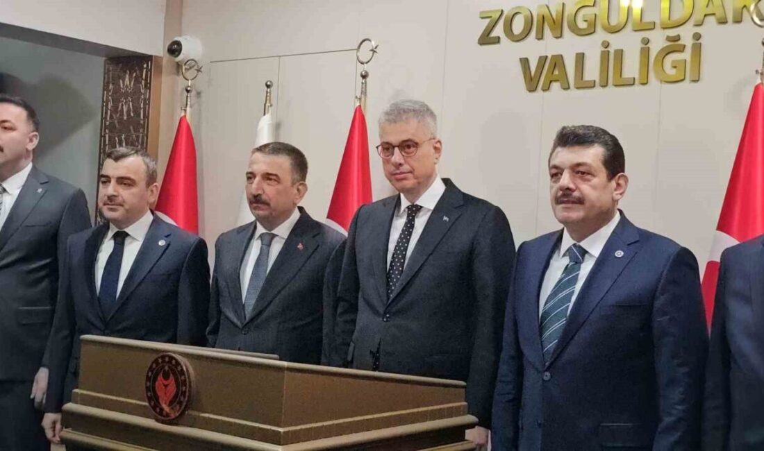 Sağlık Bakanı Kemal Memişoğlu, bir dizi ziyaret ve incelemelerde bulunmak