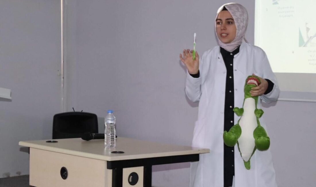 Tomarza’da düzenlenen ‘Sağlıklı Yaşa, Sağlıkla Gülümse projesi yoğun ilgi gördü.