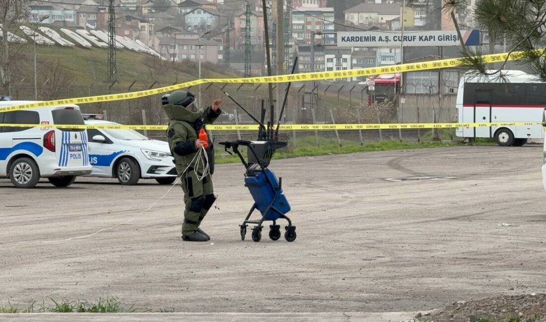 Karabük’te açık otoparktaki valiz, bomba imha ekiplerince fünye ile kontrollü