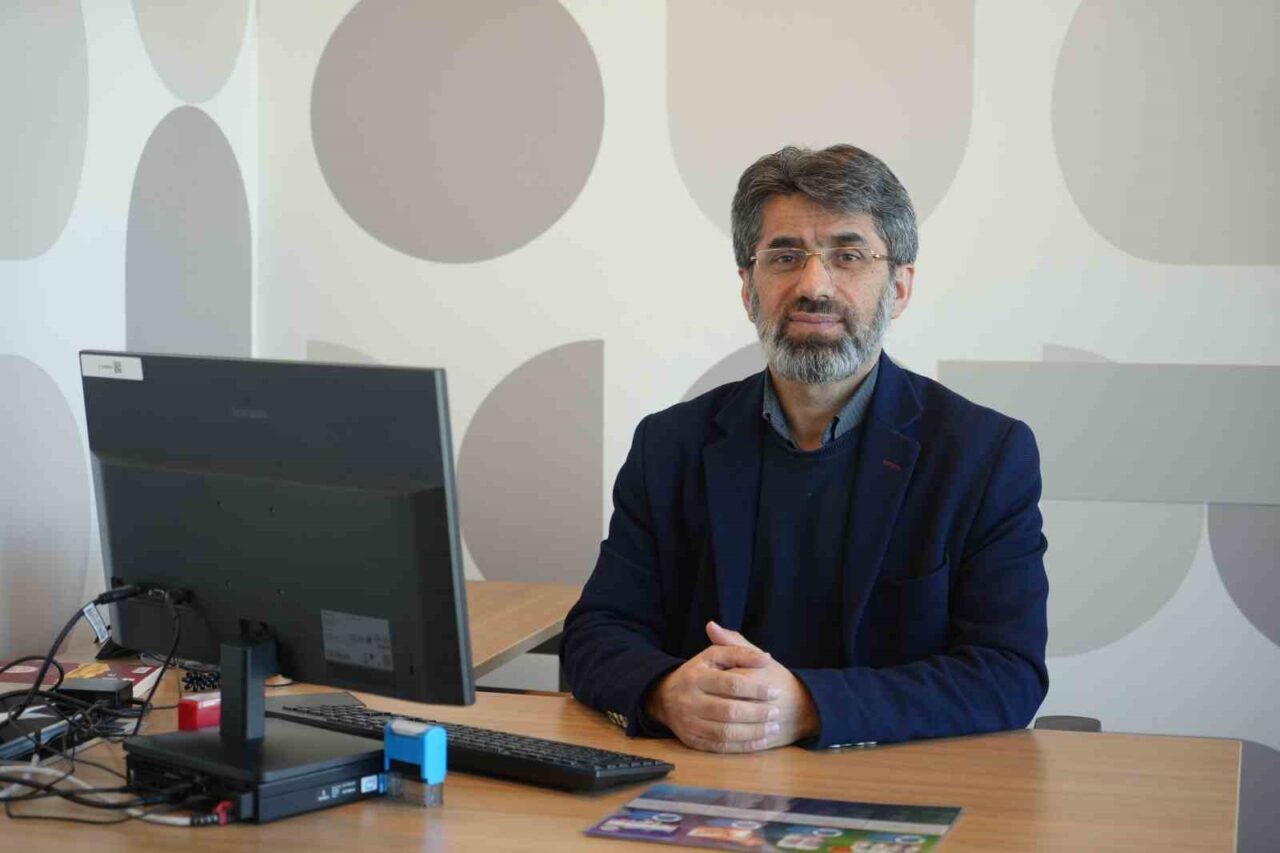 28 Şubat sürecinde Sivas Cumhuriyet Üniversitesi Tıp Fakültesi öğrencisi iken