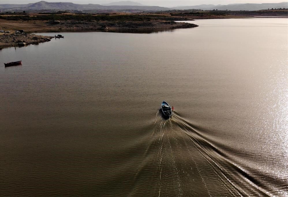 Manisa’nın Salihli ilçesinde iç sularda uygulanacak 3 aylık balık avı