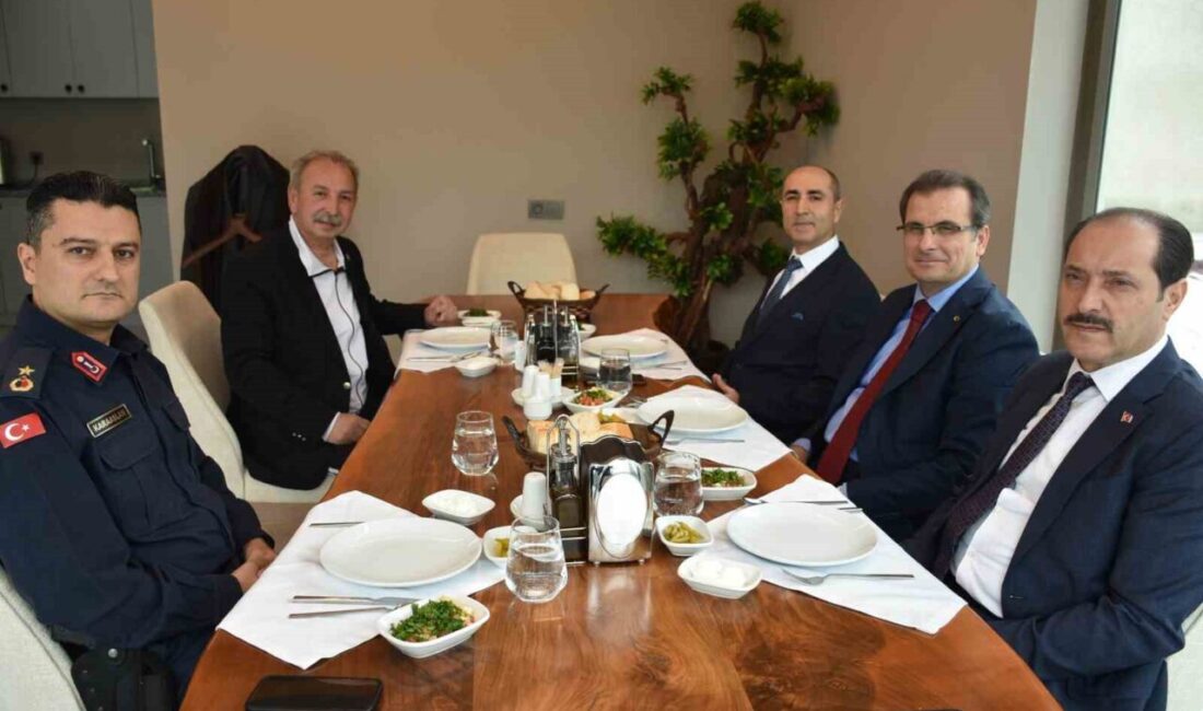 Manisa’nın Salihli İlçe Emniyet Müdürlüğü görevinden emekliye ayrılan Burhan Demirkıran