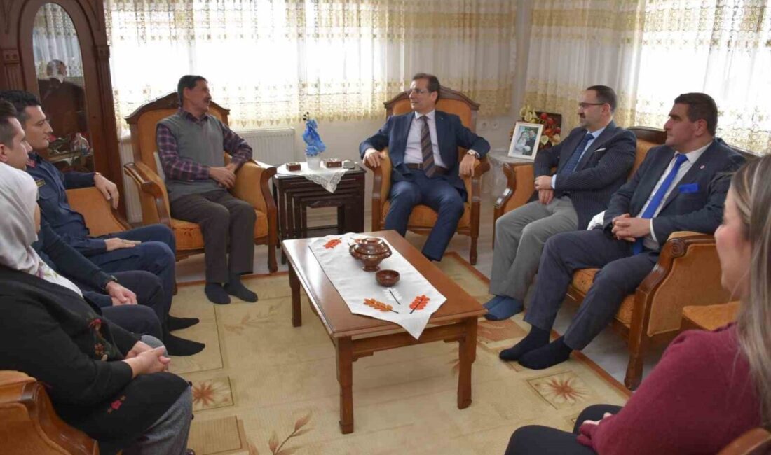 Manisalı şehit Astsubay Ahmet Deniz Varol, memleketi Salihli’de dualarla anıldı.