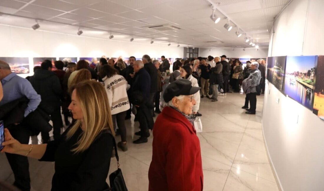 Samsun Fotoğraf Sanatı Derneği (SAMFAD) tarafından düzenlenen 34. Karma Fotoğraf