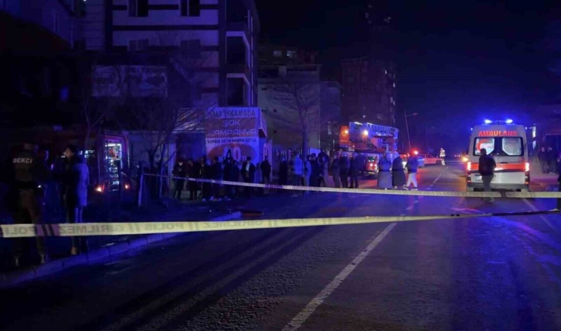 SAMSUN (İHA) – Samsun’da 4 katlı bir apartmanın çatı katında