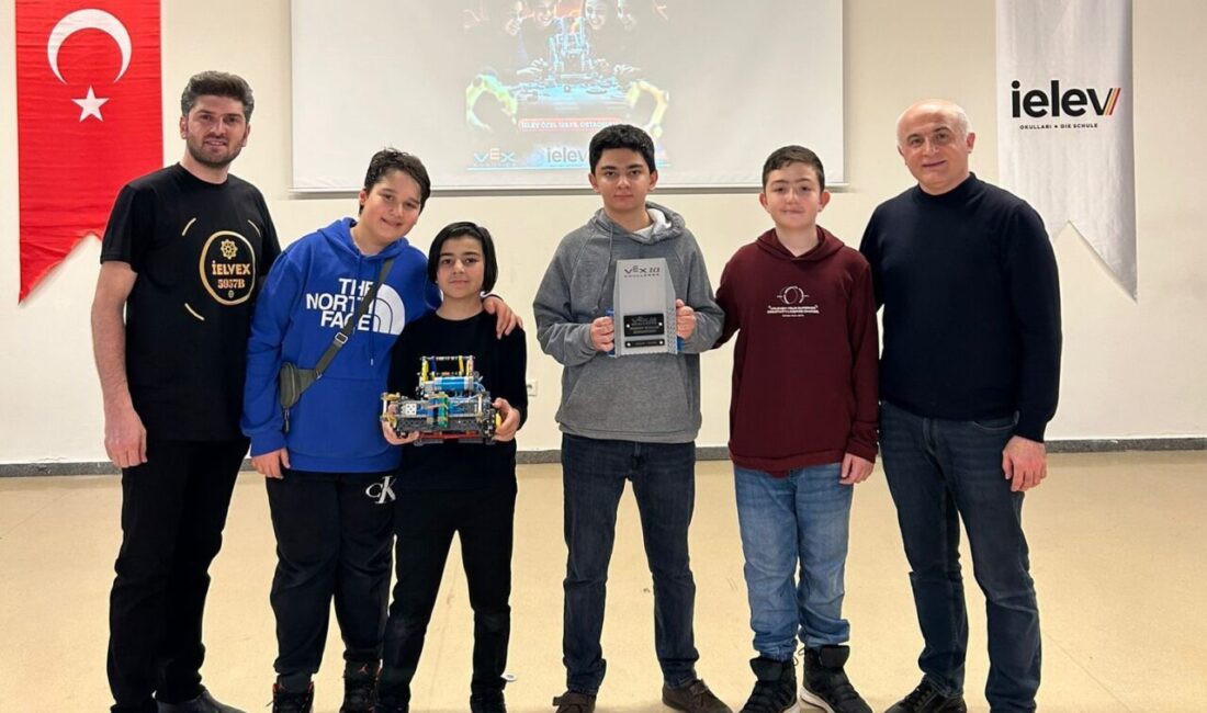 SANKO Okulları, VEX IQ Robot Yarışması’nda iki kategoride bölge birinciliği