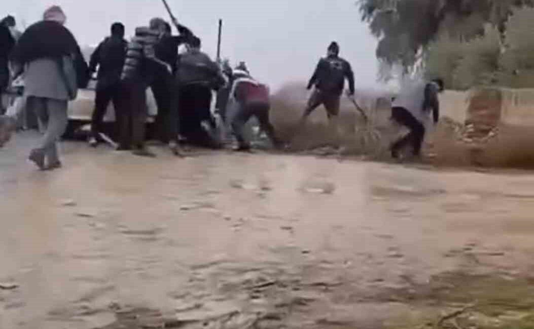 Şanlıurfa’da aynı mahallede yaşayan iki grup arasında arazi anlaşmazlığı nedeniyle