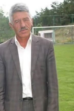 Afyonkarahisar’da kontrolden çıkarak şarampole devrilen ve hurdaya dönen ticari taksinin