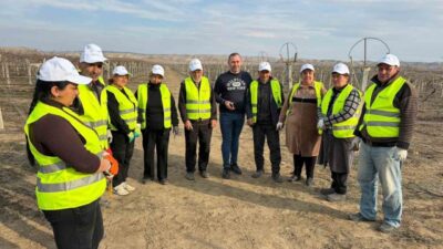 Manisa’nın Sarıgöl ilçesinden ziraat mühendisi Mustafa Çinkılıç, Azerbaycan’ın Ağstafa rayonunda