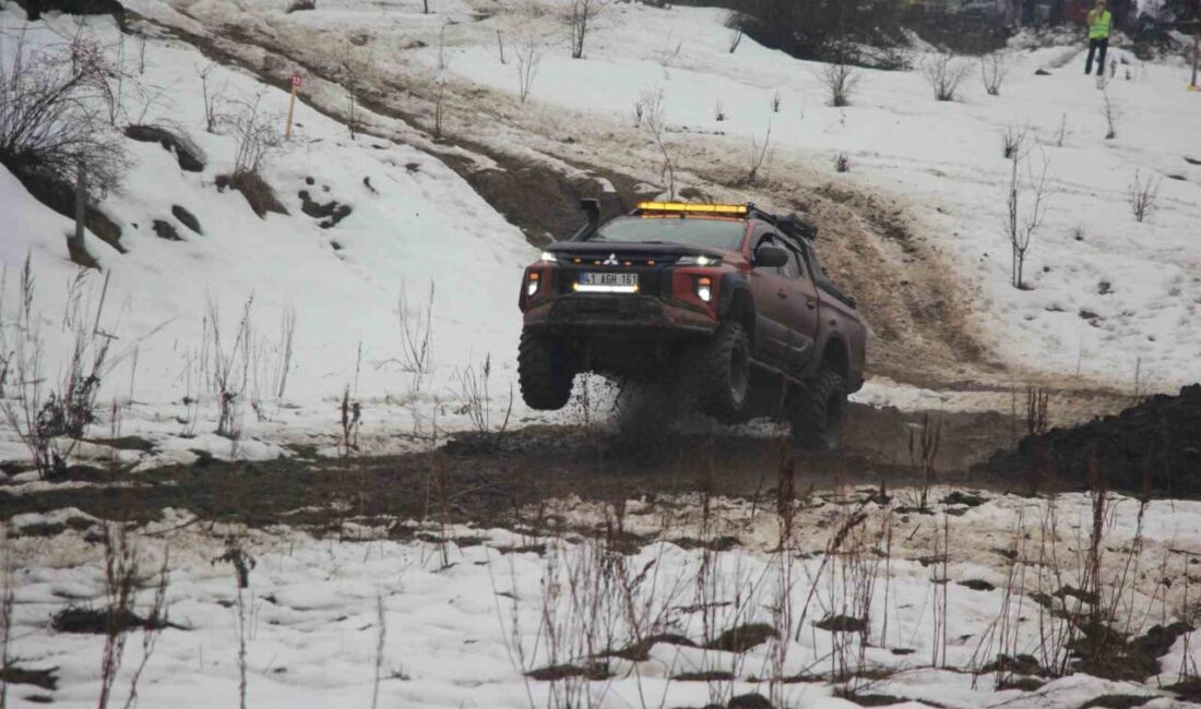 Artvin’in Şavşat ilçesinde düzenlenen 5. Off-Road Oyunları, 65 aracın katılımıyla
