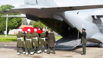 Balıkesir’de gece saatlerinde F-16 savaş uçağının düşmesi sonucu şehit olan