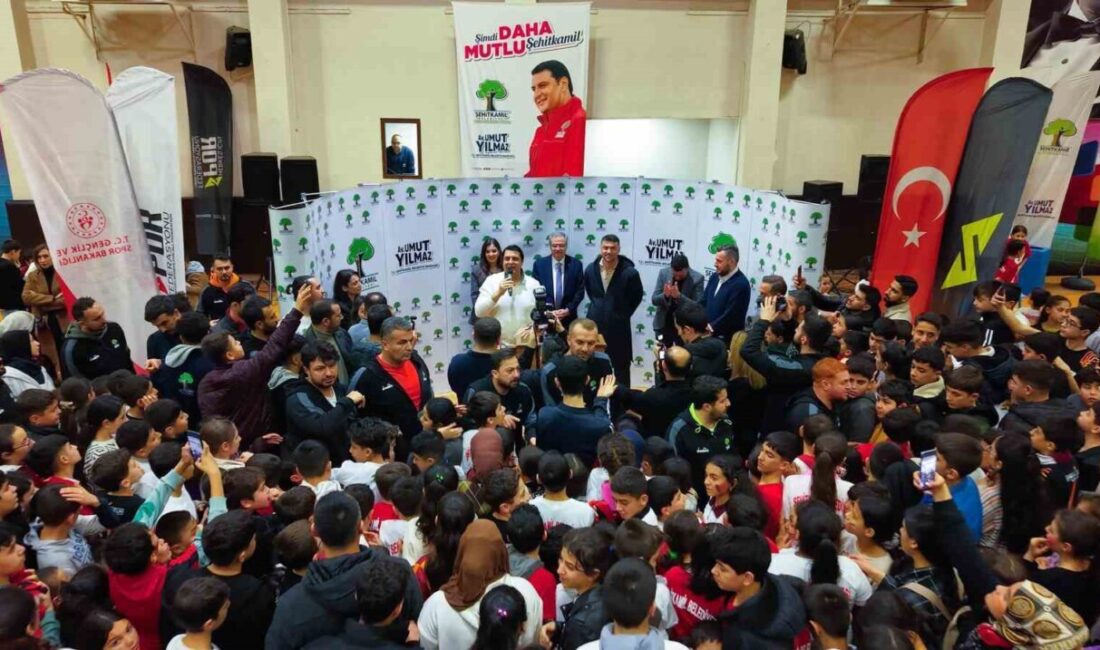 Şehitkamil Belediye Başkanı Umut Yılmaz, Çocuklar Durmasın Projesi kapsamında 6