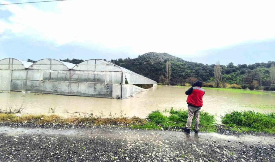 Muğla’nın Köyceğiz, Ortaca ve Dalaman ilçesinde sağanak yağış sonrası taşan