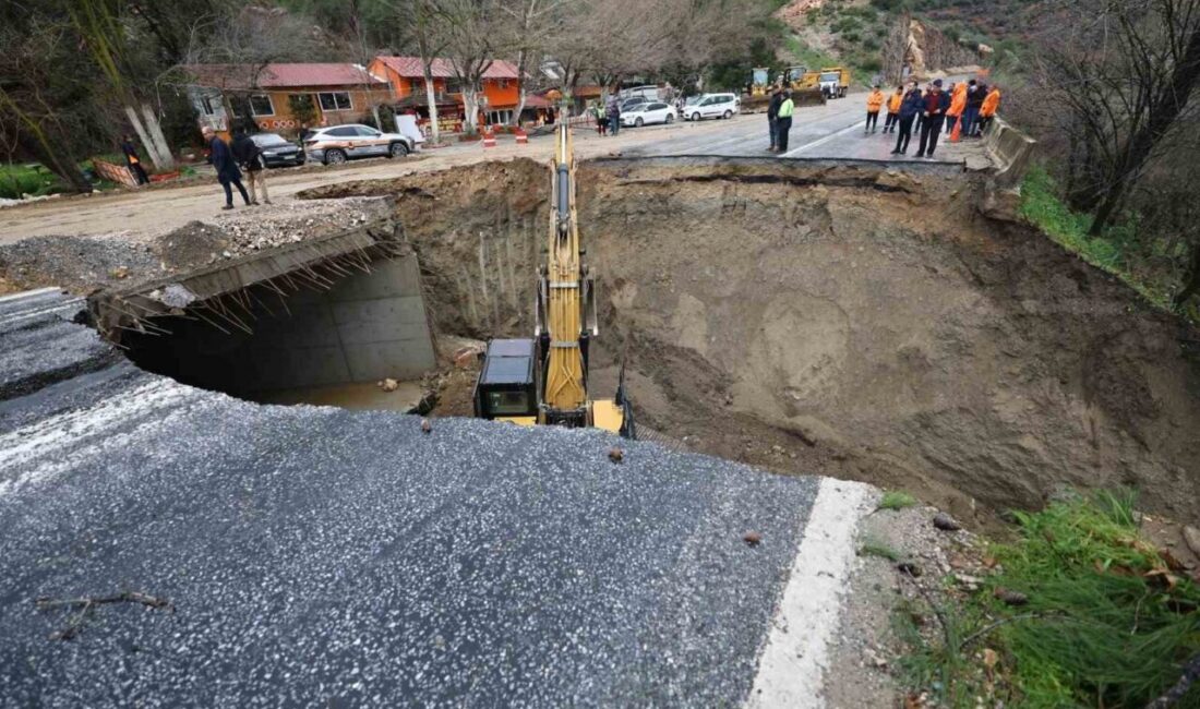 İzmir genelinde yoğun yağış sonrası Selçuk ilçesi ile Aydın’a bağlı