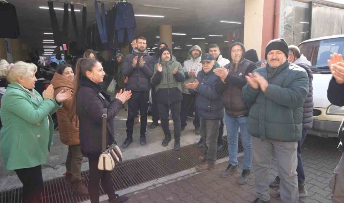 Samsun’da semt pazarı esnafı, şehir dışından gelen firmalar tarafından kurulan