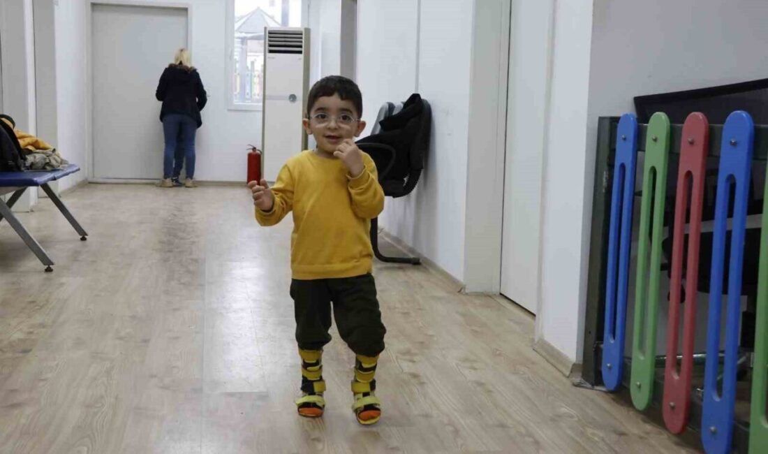 Hatay’da 2 yıl boyunca tedavi alan spastik serebral palsili 3