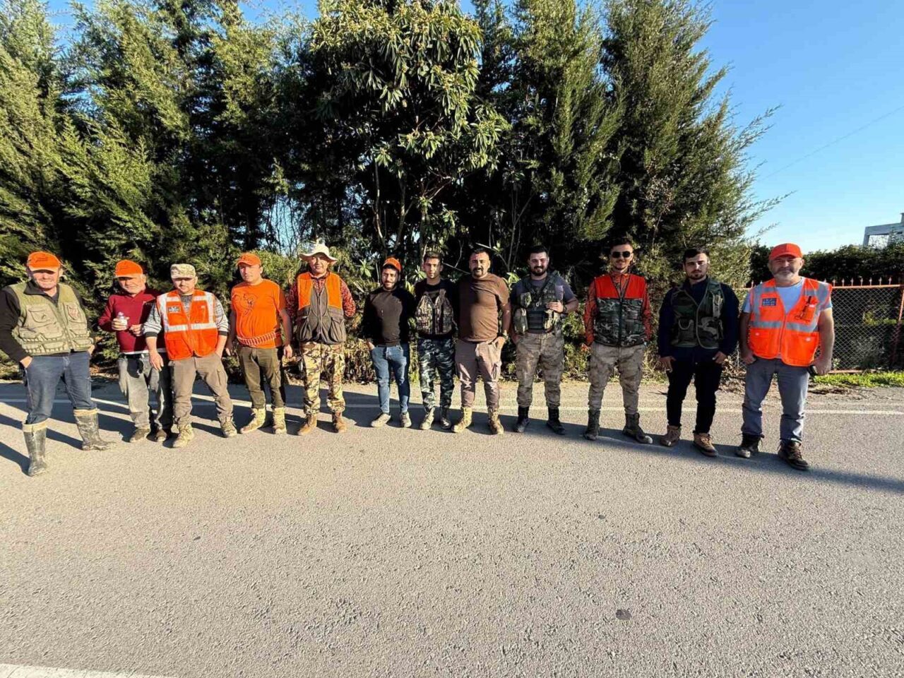 Antalya’nın Serik ilçesinde yaban domuzlarının ekili alanlara verdiği zararı azaltmak