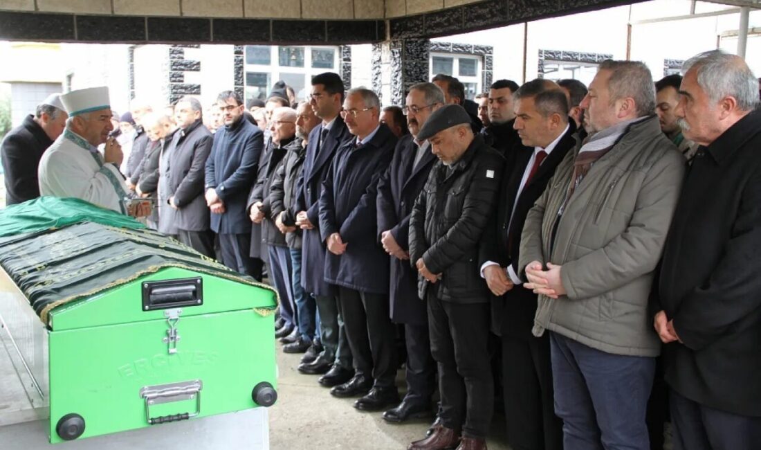 Softbol milli sporcusu Sevdenur Gülçiçek, Samsun’un Çarşamba ilçesinde son yolculuğuna