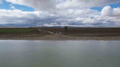 KIRŞEHİR (İHA) – Seyfe Gölü, göç yolları üzerinde konaklayan yüzlerce