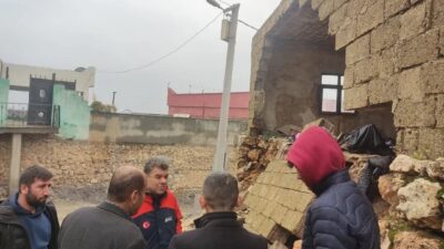 Şırnak’ın İdil ilçesine bağlı Yazman köyünde etkili olan şiddetli yağış,