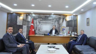 Siirt Defterdarı Yusuf İpekci, Vergi Dairesi Müdürü Bülent Bilici ve