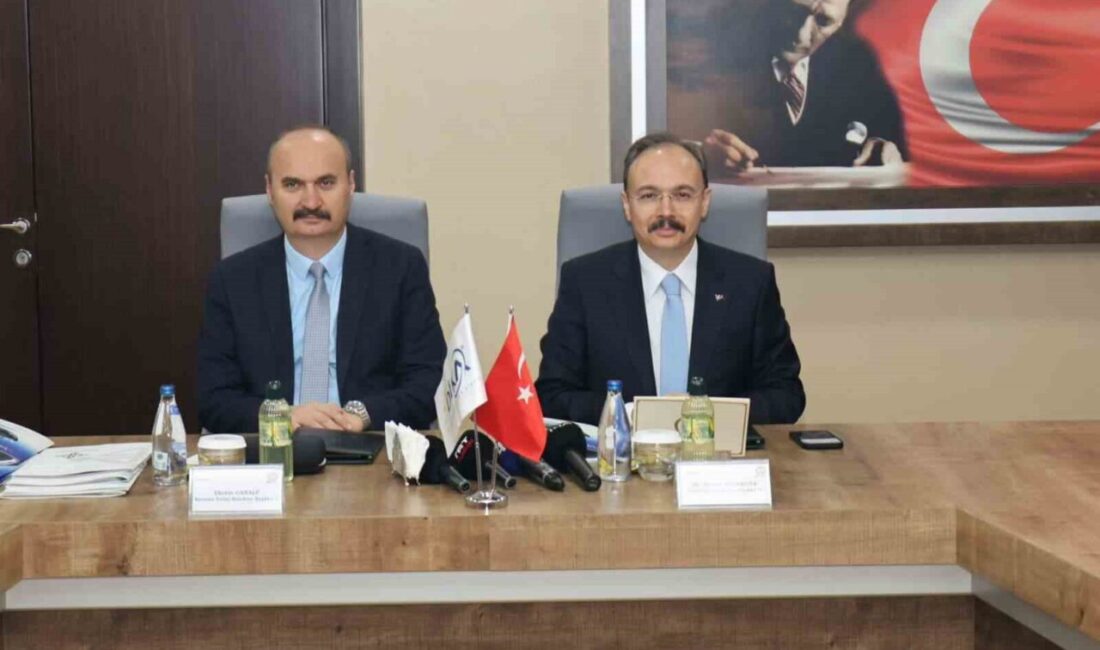 Siirt’te Dicle Kalkınma Ajansı (DİKA) Olağan Yönetim Kurulu Toplantısı’nda, “Yerel