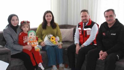 Kahramanmaraş merkezli depremlerin üçüncü yıldönümü dolayısıyla Siirt’te yaşayan depremzede aileler