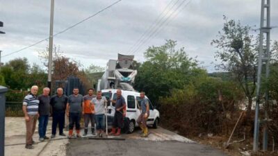 Sinop’un Gerze ilçesi Mahmuttırı köyünde, mezarlıklarda temizlik ve bakım çalışması
