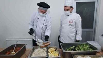 Ramazan ayı ile birlikte sosyal belediyecilik çalışmalarını aralıksız sürdüren Sivas