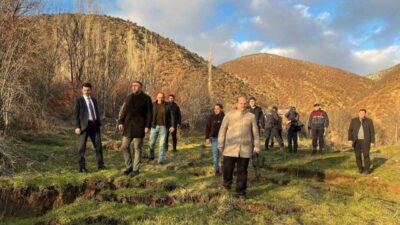 Sivas’ın Koyulhisar ilçesinde meydana gelen heyelan paniğe neden oldu. Sivas’ın