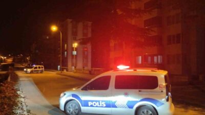 Eskişehir’in Sivrihisar ilçesinde bir sokakta bırakılan ve ihbar üzerine bomba