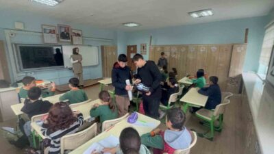 Kütahya’nın Pazarlar ilçesi Sofular Ortaokulu’nda, Ramazan ayının manevi atmosferini öğrencilere