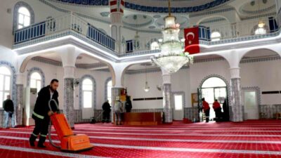 Söke Belediyesi, yaklaşan Ramazan Ayı öncesinde ilçe genelindeki camilerde kapsamlı