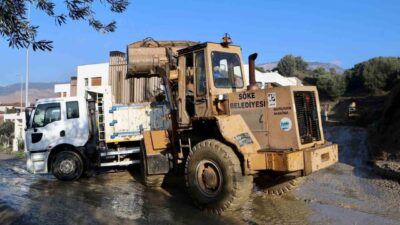 Aydın’ın Söke ilçesinde etkili olan aşırı yağışların ardından meydana gelen