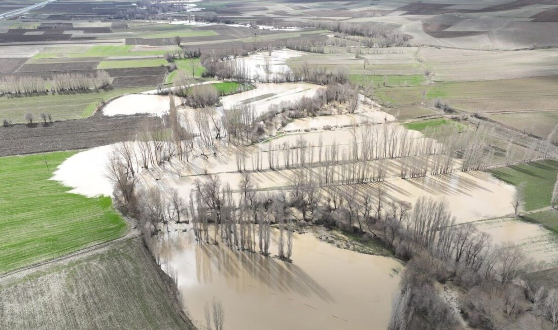 Yozgat’ın Sorgun ilçesinde yoğun yağışların ardından tarım arazileri sular altında