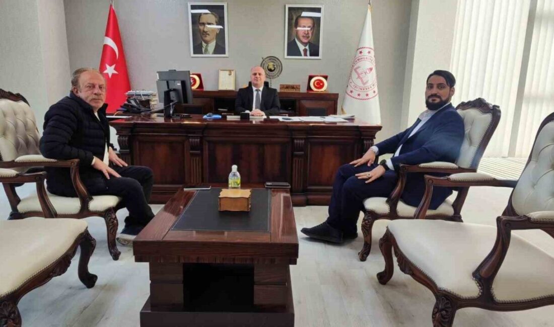 Diyarbakır’da faaliyet gösteren Sultan Şeyhmuz EZ-ZULİ Derneği, eğitime ve sağlığa