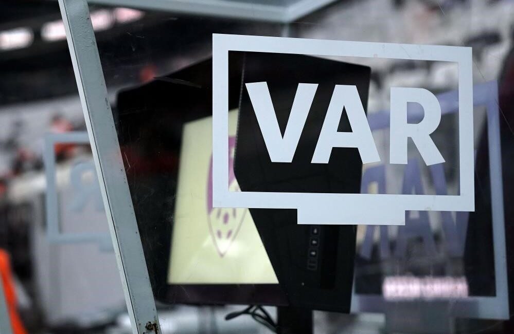 Trendyol Süper Lig’de bugün oynanacak 2 karşılaşmanın VAR hakemleri açıklandı.