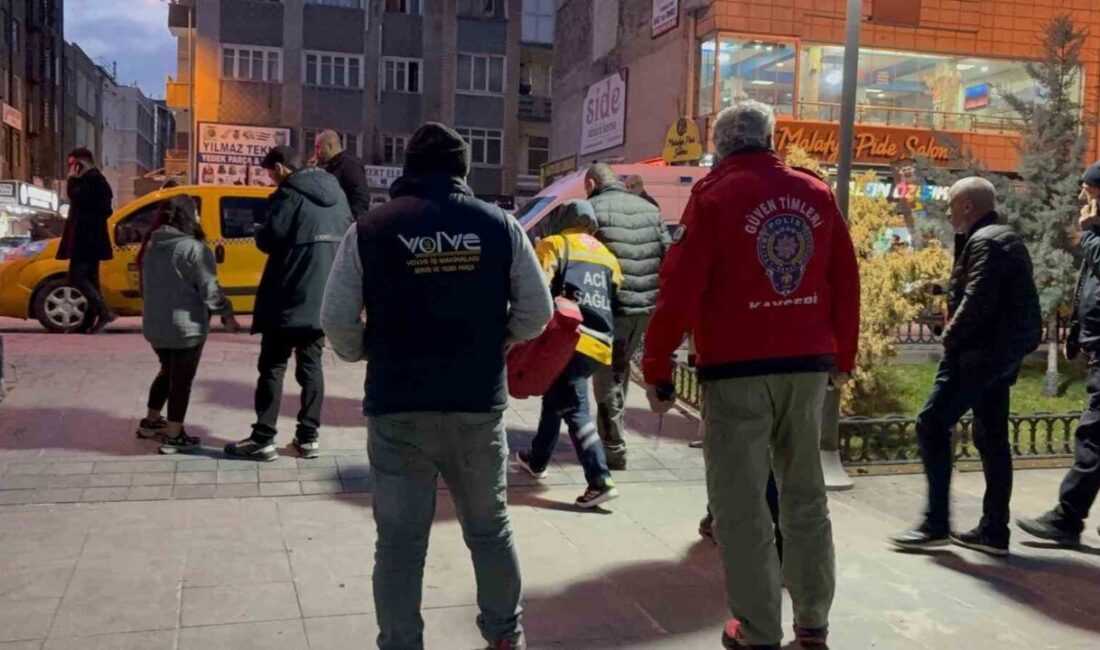 Kayseri’nin Kocasinan ilçesinde taksi durağında daha önceden aralarında husumet bulunduğu
