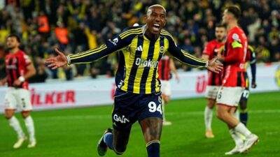 Fenerbahçe’nin Brezilyalı forveti Anderson Talisca, Gençlerbirliği karşısında attığı golle bu