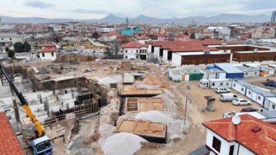 Konya’da, Türkiye’nin en büyük ihya projeleri arasında yer alan “Türbe