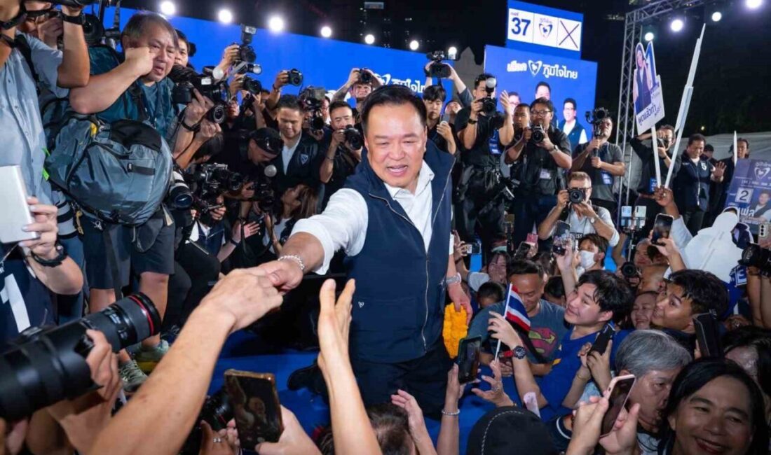Tayland’da bugün gerçekleşen genel seçimlerde mevcut geçici Başbakan Anutin Charnvirakul’un