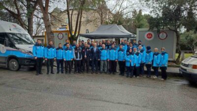 Türkiye Diyanet Vakfı Denizli Şubesi Arama Kurtarma Ekibi’nin elbise dağıtım