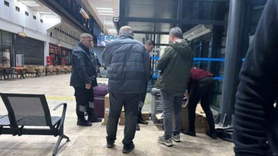 Tekirdağ’da otobüs terminalinde çok sayıda kaçak alkol ele geçirildi. Edinilen